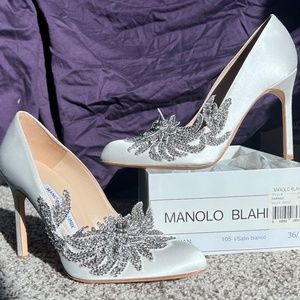 Manolo Blahnik ‘Swan’ White Satin Pumps, NIB, 36.5